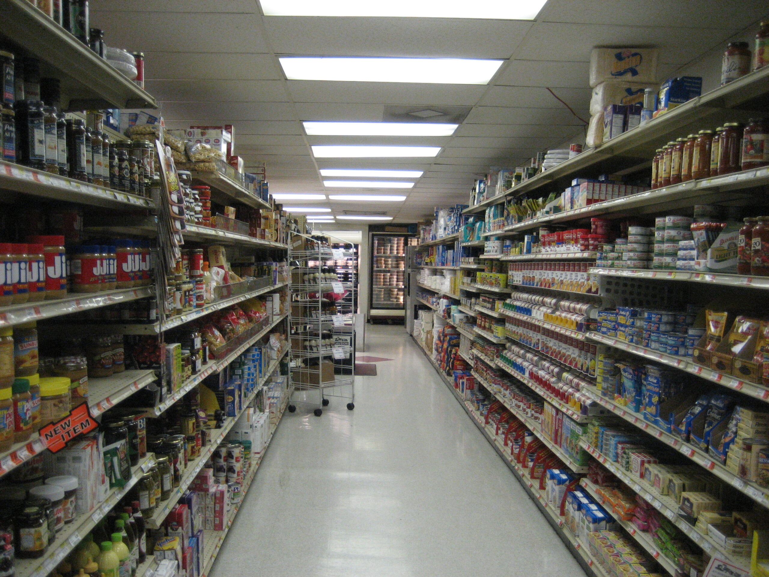 Grocery-store aisle at Langenstein’s in New Orleans.